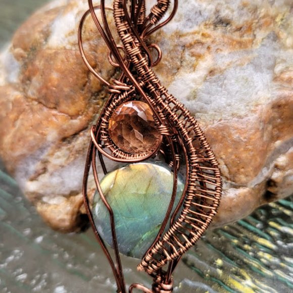 Hey, I'm Jules. I Accept All Reasonable Offers! I Make Hand-Crafted Jewelry! HMU - Picture 9 of 9